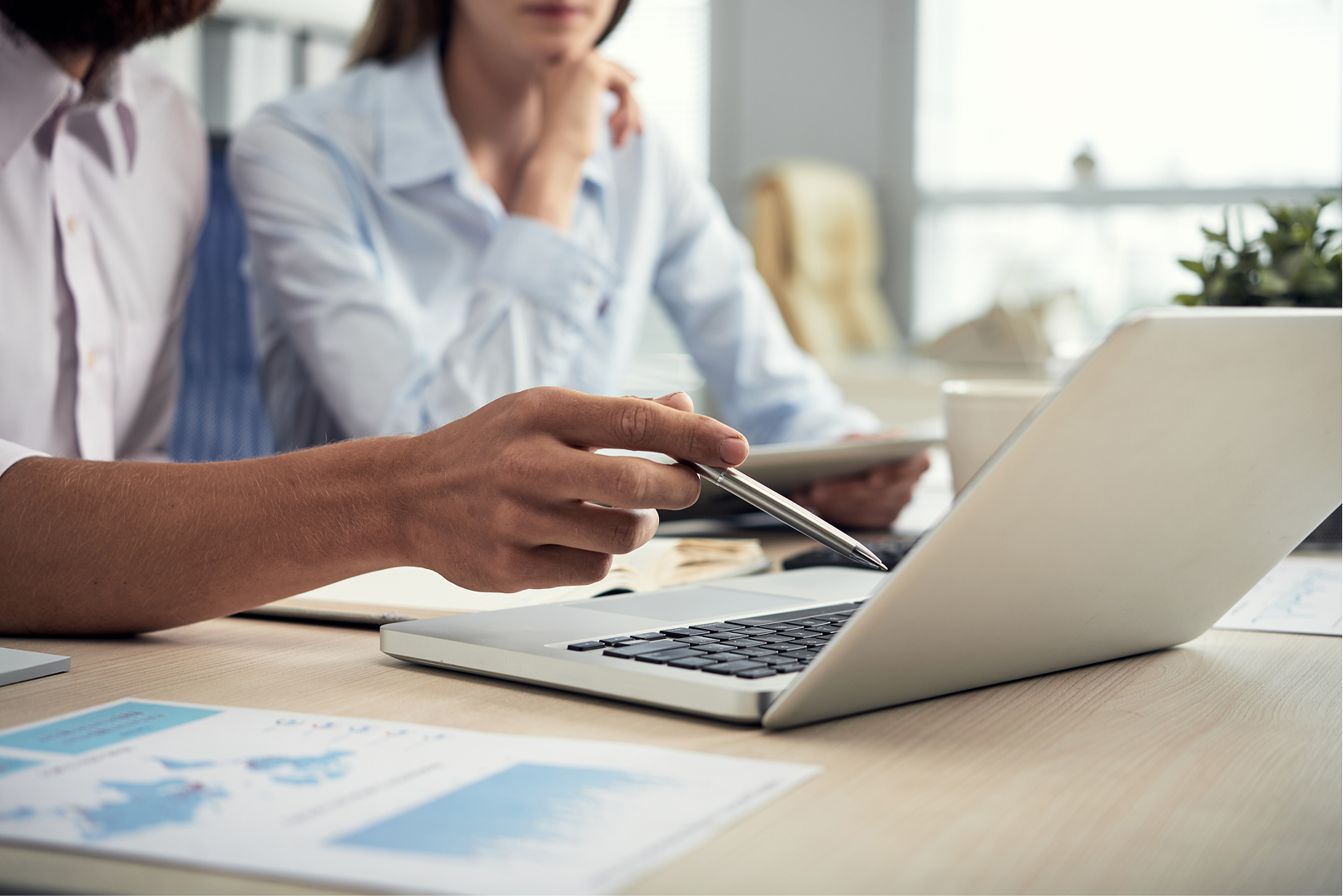 Automatización vs Gestión manual: qué es mejor en una asesoría